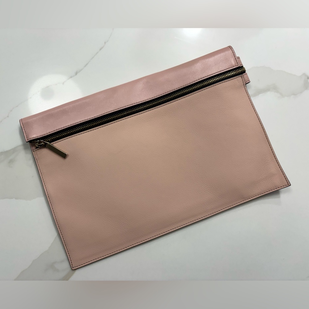 • Victoria Beckham Clutch •